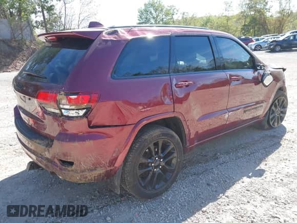 2018 Jeep Grand Cherokee Altitude с VIN 1C4RJFAG3JC387145, выставлен на аукционе IAAI как лот 43365429 с пробегом 112 941 миль миль и . История ставок и продаж доступна на DreamBid. Изображение 4.