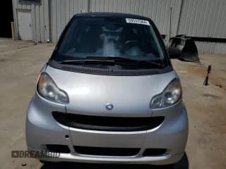 ✅ 2012 Smart fortwo Pure • VIN: WMEEJ3BA1CK543703 • Lot: 59537564. Wystawiony na Copart z przebiegiem 84 498 mil. Bezpłatny archiwum sprzedaży aukcyjnych z USA i szczegółowy raport historii pojazdu na DreamBid. Zdjęcie 5.