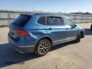 ✅ 2020 Volkswagen Tiguan SE • VIN: 3VV3B7AX2LM115732 • Lot: 92364955. Wystawiony na Copart z przebiegiem 98 986 mil. Bezpłatny archiwum sprzedaży aukcyjnych z USA i szczegółowy raport historii pojazdu na DreamBid. Zdjęcie 3.