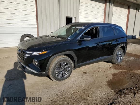 ✅ 2022 Hyundai Tucson Blue • VIN: KM8JBCA11NU081724 • Lot: 72152804. Wystawiony na Copart z przebiegiem 30 854 mil. Bezpłatny archiwum sprzedaży aukcyjnych z USA i szczegółowy raport historii pojazdu na DreamBid. Zdjęcie 1.