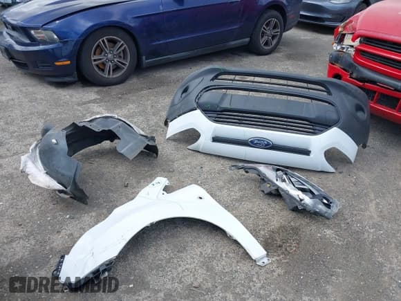 ✅ 2018 Ford Transit Connect XL • VIN: NM0LS7E74J1359897 • Lot: 42289650. Wystawiony na IAAI z przebiegiem 125 122 mil. Bezpłatny archiwum sprzedaży aukcyjnych z USA i szczegółowy raport historii pojazdu na DreamBid. Zdjęcie 12.