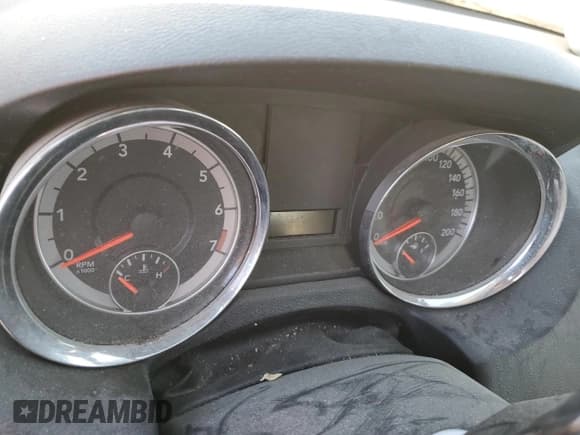 ✅ 2020 Dodge Grand Caravan SE Plus • VIN: 2C4RDGBG4LR246915 • Lot: 85847165. Wystawiony na Copart z przebiegiem Nie podano. Bezpłatny archiwum sprzedaży aukcyjnych z USA i szczegółowy raport historii pojazdu na DreamBid. Zdjęcie 9.