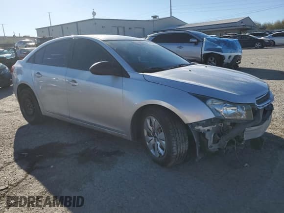 ✅ 2016 Chevrolet Cruze LS • VIN: 1G1PB5SG7G7221038 • Lot: 88268635. Listed on Copart with 79,496 mi. Free auction sales archive from the USA and detailed vehicle history report at DreamBid. Image 4.