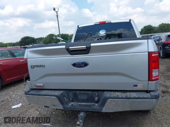✅ 2015 Ford F-150 Lariat • VIN: 1FTEW1CG3FKE38947 • Лот: 43053391. Опубликован ранее на IAAI с пробегом 161 250 миль. Бесплатный доступ к архиву аукционных продаж из США и подробный отчёт об истории автомобиля на DreamBid. Изображение 17.