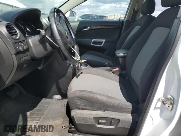 ✅ 2014 Chevrolet Captiva Sport LT • VIN: 3GNAL3EK4ES633602 • Лот: 49385645. Опубликован ранее на Copart с пробегом 116 469 миль. Бесплатный доступ к архиву аукционных продаж из США и подробный отчёт об истории автомобиля на DreamBid. Изображение 7.