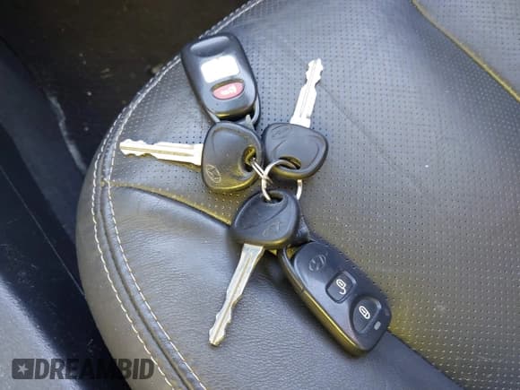 ✅ 2008 Hyundai Santa Fe SE • VIN: 5NMSH73EX8H198485 • Лот: 43624472. Опубликован ранее на IAAI с пробегом 114 860 миль. Бесплатный доступ к архиву аукционных продаж из США и подробный отчёт об истории автомобиля на DreamBid. Изображение 11.