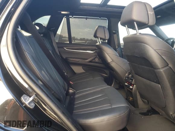 ✅ 2018 BMW X5 xDrive35i • VIN: 5UXKR0C57J0Y05886 • Лот: 91528005. Опубликован ранее на Copart с пробегом 90 449 миль. Бесплатный доступ к архиву аукционных продаж из США и подробный отчёт об истории автомобиля на DreamBid. Изображение 11.