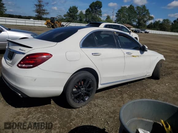 ✅ 2018 Mercedes-Benz C 300 • VIN: WDDWF4KB6JR406401 • Lot: 84456075. Listed on Copart with Not provided. Free auction sales archive from the USA and detailed vehicle history report at DreamBid. Image 3.