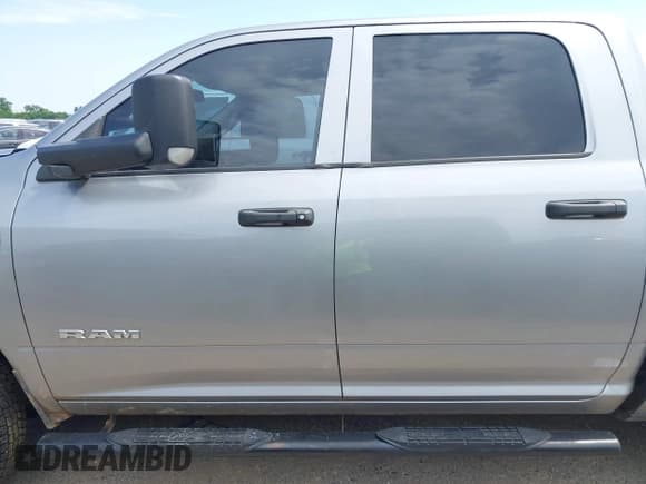 ✅ 2019 Ram 2500 Tradesman • VIN: 3C6UR5CJ9KG634776 • Lot: 42493872. Listed on IAAI with 110,890 mi. Free auction sales archive from the USA and detailed vehicle history report at DreamBid. Image 14.