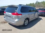 ✅ 2012 Toyota Sienna LE • VIN: 5TDKK3DC7CS247137 • Lot: 42064875. Listed on IAAI with 230,697 mi. Free auction sales archive from the USA and detailed vehicle history report at DreamBid. Image 4.