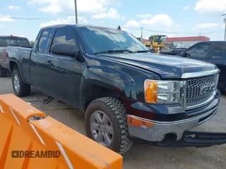 ✅ 2013 GMC Sierra 1500 SLE • VIN: 1GTR2VE70DZ246830 • Lot: 43031596. Listed on IAAI with 203,661 mi. Free auction sales archive from the USA and detailed vehicle history report at DreamBid. Image 1.