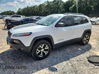 ✅ 2017 Jeep Cherokee Trailhawk • VIN: 1C4PJMBB3HW622649 • Lot: 71454755. Wystawiony na Copart z przebiegiem 107 667 mil. Bezpłatny archiwum sprzedaży aukcyjnych z USA i szczegółowy raport historii pojazdu na DreamBid. Zdjęcie 1.