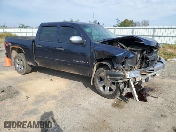 ✅ 2007 Chevrolet Silverado 1500 1LT • VIN: 3GCEK13307G533788 • Lot: 71934904. Listed on Copart with 252,084 mi. Free auction sales archive from the USA and detailed vehicle history report at DreamBid. Image 4.
