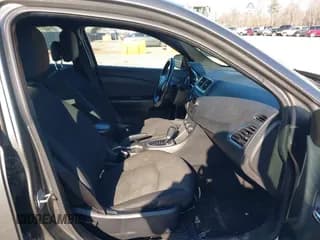 ✅ 2013 Dodge Avenger SXT • VIN: 1C3CDZCB6DN590334 • Lot: 41507381. Wystawiony na IAAI z przebiegiem 120 023 mil. Bezpłatny archiwum sprzedaży aukcyjnych z USA i szczegółowy raport historii pojazdu na DreamBid. Zdjęcie 5.