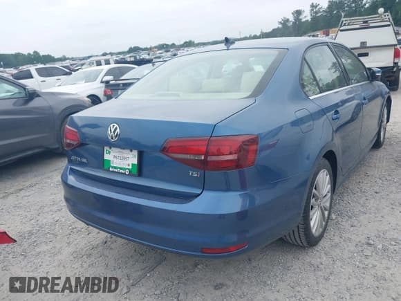 ✅ 2016 Volkswagen Jetta SEL • VIN: 3VWL07AJ3GM387578 • Lot: 42477412. Listed on IAAI with 80,552 mi. Free auction sales archive from the USA and detailed vehicle history report at DreamBid. Image 4.