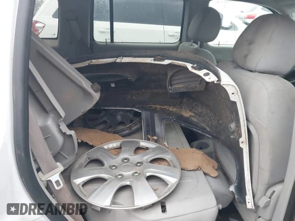 ✅ 2007 Chevrolet HHR LS • VIN: 3GNDA13D87S622892 • Lot: 41465593. Listed on IAAI with 245,364 mi. Free auction sales archive from the USA and detailed vehicle history report at DreamBid. Image 8.