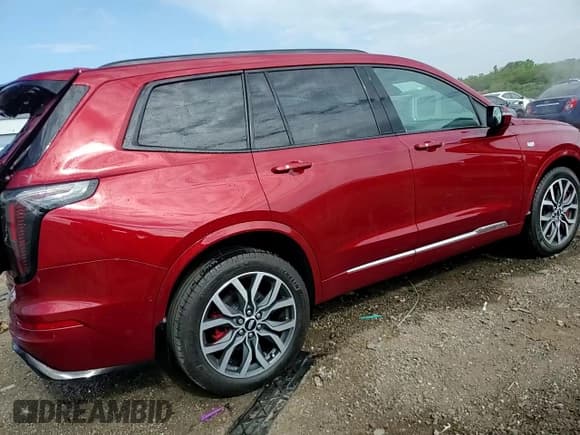 ✅ 2024 Cadillac XT6 AWD Sport • VIN: 1GYKPGRS5RZ715506 • Lot: 56498485. Listed on Copart with 9,361 mi. Free auction sales archive from the USA and detailed vehicle history report at DreamBid. Image 15.