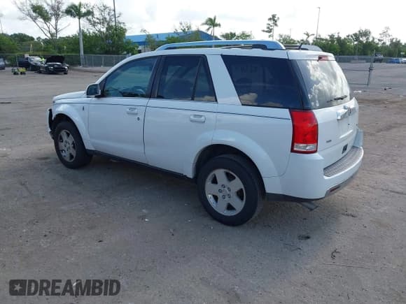 ✅ 2006 Saturn VUE • VIN: 5GZCZ53446S879075 • Lot: 42504308. Wystawiony na IAAI z przebiegiem 212 972 mil. Bezpłatny archiwum sprzedaży aukcyjnych z USA i szczegółowy raport historii pojazdu na DreamBid. Zdjęcie 3.