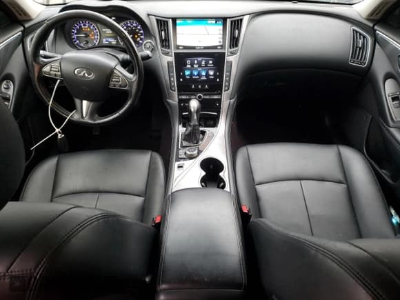 ✅ 2015 Infiniti Q50 Premium • VIN: JN1BV7AR8FM418214 • Lot: 85426065. Wystawiony na Copart z przebiegiem 112 666 mil. Bezpłatny archiwum sprzedaży aukcyjnych z USA i szczegółowy raport historii pojazdu na DreamBid. Zdjęcie 8.