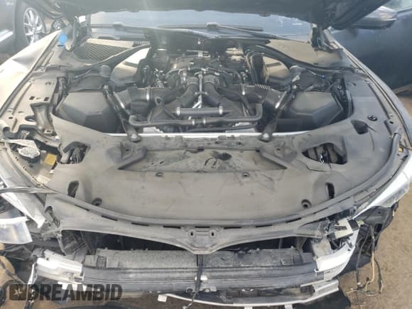 ✅ 2022 BMW M8 Competition • VIN: WBSGV0C08NCJ24799 • Lot: 78507533. Listed on Copart with 6,807 mi. Free auction sales archive from the USA and detailed vehicle history report at DreamBid. Image 12.