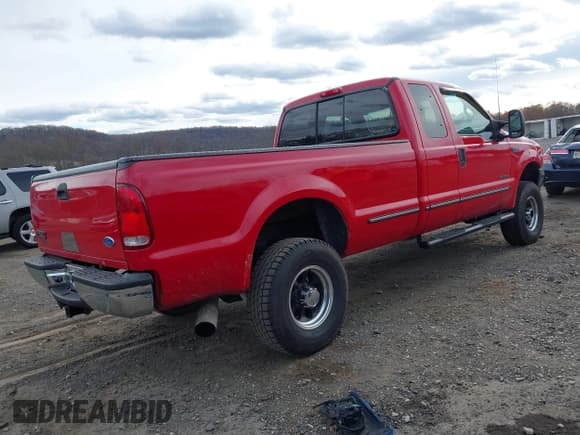 ✅ 1999 Ford F-250 XL • VIN: 1FTNX21F9XEC46011 • Лот: 43713387. Опубликован ранее на IAAI с пробегом 113 997 миль. Бесплатный доступ к архиву аукционных продаж из США и подробный отчёт об истории автомобиля на DreamBid. Изображение 4.