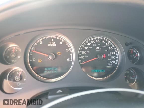 ✅ 2007 Chevrolet Tahoe LTZ • VIN: 1GNFC13077R364481 • Lot: 90916715. Listed on Copart with 297,549 mi. Free auction sales archive from the USA and detailed vehicle history report at DreamBid. Image 9.