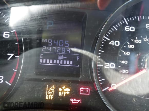 ✅ 2014 Subaru Forester Touring • VIN: JF2SJAPC3EH553280 • Lot: 43607929. Wystawiony na IAAI z przebiegiem 247 284 mil. Bezpłatny archiwum sprzedaży aukcyjnych z USA i szczegółowy raport historii pojazdu na DreamBid. Zdjęcie 15.