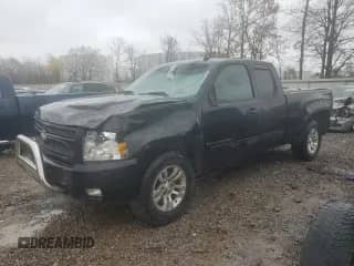 2009 Chevrolet Silverado 1500 LT z VIN 1GCEK29029Z263095, wystawiony jako Copart lot #90729075 z przebiegiem 188 787 mil mil oraz Szkoda całkowita • Salvage title. Historia ofert i sprzedaży dostępna na DreamBid. Obrazek 1.