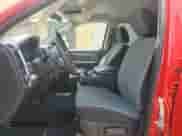 2024 Ram 1500 SLT z VIN 1C6RR6GG4RS142881, wystawiony jako Copart lot #61155935 z przebiegiem 26 046 mil mil oraz Czysty tytuł • Clean title. Historia ofert i sprzedaży dostępna na DreamBid. Obrazek 7.