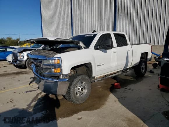 ✅ 2015 Chevrolet Silverado 2500HD LT • VIN: 1GC1KVEG2FF568127 • Lot: 87189465. Listed on Copart with 303,267 mi. Free auction sales archive from the USA and detailed vehicle history report at DreamBid. Image 1.