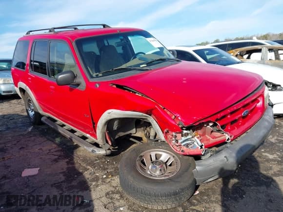 ✅ 1999 Ford Explorer XL • VIN: 1FMZU32X5XUB99942 • Лот: 41204906. Опубликован ранее на IAAI с пробегом 212 882 миль. Бесплатный доступ к архиву аукционных продаж из США и подробный отчёт об истории автомобиля на DreamBid. Изображение 1.