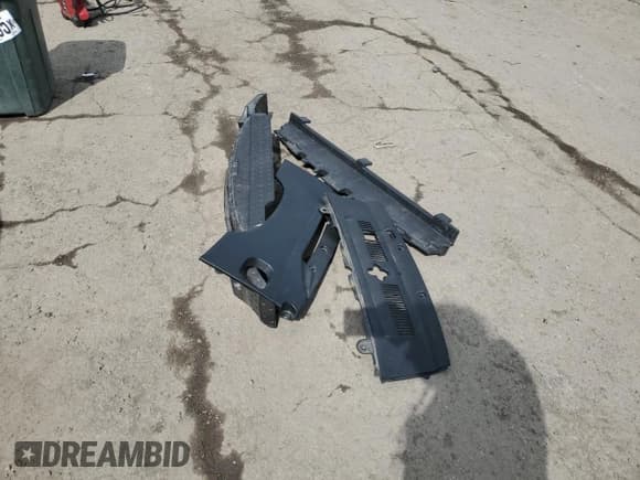 ✅ 2016 Lexus LS 460 • VIN: JTHBL5EF5G5140423 • Lot: 50889305. Wystawiony na Copart z przebiegiem 71 758 mil. Bezpłatny archiwum sprzedaży aukcyjnych z USA i szczegółowy raport historii pojazdu na DreamBid. Zdjęcie 12.