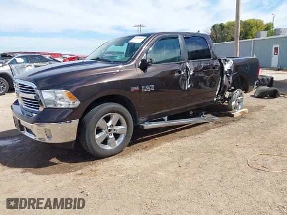 ✅ 2016 Ram 1500 Big Horn • VIN: 1C6RR7LT5GS407667 • Lot: 43328598. Listed on IAAI with 135,221 mi. Free auction sales archive from the USA and detailed vehicle history report at DreamBid. Image 18.