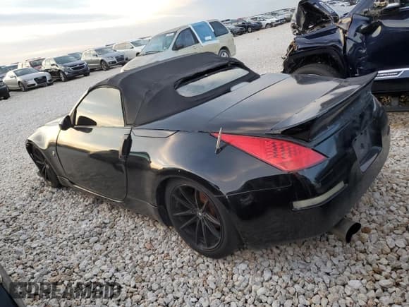 ✅ 2004 Nissan 350Z Touring • VIN: JN1AZ36A34M253794 • Lot: 86205534. Listed on Copart with 137,230 mi. Free auction sales archive from the USA and detailed vehicle history report at DreamBid. Image 2.