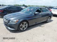 ✅ 2016 Mercedes-Benz C 300 • VIN: 55SWF4JB6GU143044 • Lot: 42502038. Wystawiony na IAAI z przebiegiem 140 238 mil. Bezpłatny archiwum sprzedaży aukcyjnych z USA i szczegółowy raport historii pojazdu na DreamBid. Zdjęcie 2.