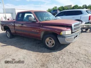 ✅ 2001 Dodge 1500 • VIN: 3B7HC13Z31M294454 • Lot: 42979699. Listed on IAAI with 243,694 mi. Free auction sales archive from the USA and detailed vehicle history report at DreamBid. Image 1.