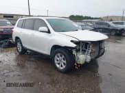 ✅ 2012 Toyota Highlander • VIN: 5TDZK3EH7CS065673 • Lot: 42481290. Wystawiony na IAAI z przebiegiem 64 495 mil. Bezpłatny archiwum sprzedaży aukcyjnych z USA i szczegółowy raport historii pojazdu na DreamBid. Zdjęcie 1.