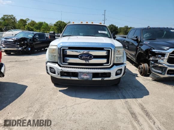 ✅ 2014 Ford F-350 XLT • VIN: 1FT8W3DT8EEB11977 • Lot: 80061375. Listed on Copart with 290,633 mi. Free auction sales archive from the USA and detailed vehicle history report at DreamBid. Image 5.
