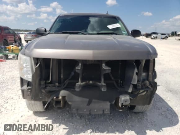✅ 2013 Chevrolet Silverado 1500 LS • VIN: 1GCRCREA8DZ116715 • Lot: 72386514. Listed on Copart with 261,481 mi. Free auction sales archive from the USA and detailed vehicle history report at DreamBid. Image 5.
