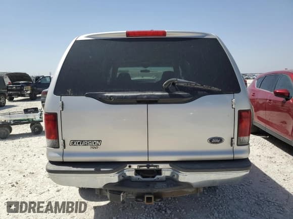 ✅ 2002 Ford Excursion XLT • VIN: 1FMNU41S12EB66529 • Лот: 49739255. Опубликован ранее на Copart с пробегом 188 896 миль. Бесплатный доступ к архиву аукционных продаж из США и подробный отчёт об истории автомобиля на DreamBid. Изображение 6.