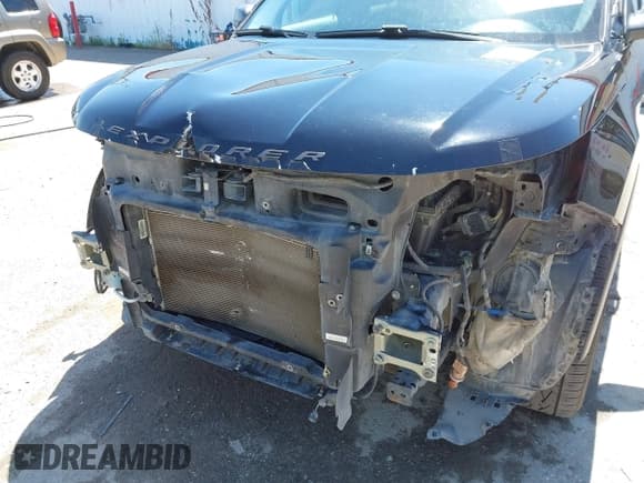 ✅ 2018 Ford Explorer XLT • VIN: 1FM5K8D81JGB14088 • Лот: 42642645. Опубликован ранее на IAAI с пробегом 201 556 миль. Бесплатный доступ к архиву аукционных продаж из США и подробный отчёт об истории автомобиля на DreamBid. Изображение 6.