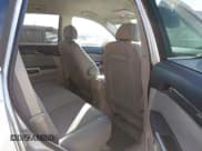 ✅ 2009 Saturn VUE XE • VIN: 3GSCL33P19S581369 • Lot: 43716652. Listed on IAAI with Not provided. Free auction sales archive from the USA and detailed vehicle history report at DreamBid. Image 8.