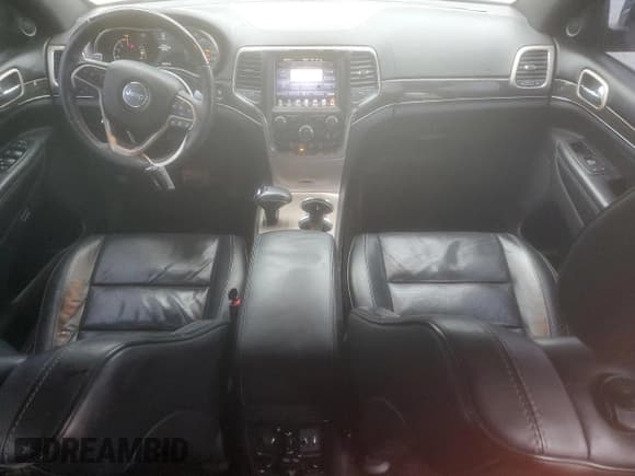 ✅ 2015 Jeep Grand Cherokee Overland • VIN: 1C4RJFCM4FC852509 • Lot: 84470024. Listed on Copart with 139,378 mi. Free auction sales archive from the USA and detailed vehicle history report at DreamBid. Image 8.