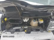 ✅ 2021 Ram ProMaster Cargo • VIN: 3C6LRVVG6ME542634 • Lot: 58045245. Wystawiony na Copart z przebiegiem 70 179 mil. Bezpłatny archiwum sprzedaży aukcyjnych z USA i szczegółowy raport historii pojazdu na DreamBid. Zdjęcie 12.