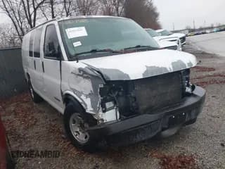 ✅ 2005 GMC Savana Cargo • VIN: 1GTGG25V751246085 • Lot: 41207468. Wystawiony na IAAI z przebiegiem 157 375 mil. Bezpłatny archiwum sprzedaży aukcyjnych z USA i szczegółowy raport historii pojazdu na DreamBid. Zdjęcie 1.