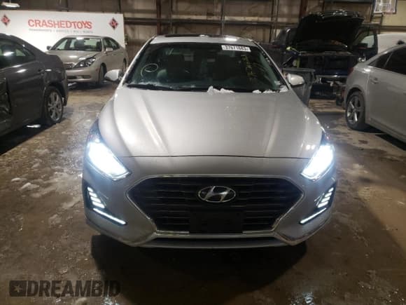 ✅ 2018 Hyundai Sonata Limited • VIN: 5NPE34AF4JH650994 • Lot: 37671683. Listed on Copart with 86,618 mi. Free auction sales archive from the USA and detailed vehicle history report at DreamBid. Image 5.