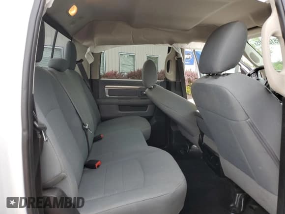 ✅ 2018 Ram 2500 Big Horn • VIN: 3C6UR5DL8JG275578 • Lot: 65186795. Wystawiony na Copart z przebiegiem 126 358 mil. Bezpłatny archiwum sprzedaży aukcyjnych z USA i szczegółowy raport historii pojazdu na DreamBid. Zdjęcie 10.