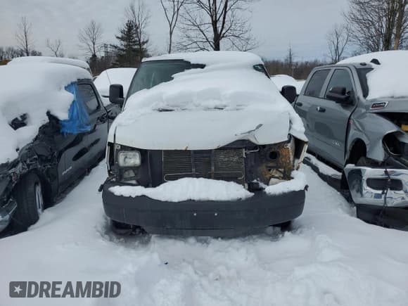✅ 2015 Chevrolet Express Cargo • VIN: 1GCWGFCG7F1211751 • Lot: 42212815. Listed on Copart with 119,739 mi. Free auction sales archive from the USA and detailed vehicle history report at DreamBid. Image 5.