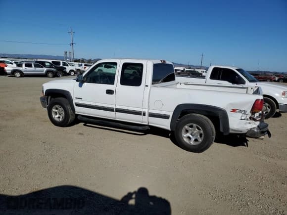 ✅ 2001 Chevrolet Silverado 1500 LT • VIN: 1GCEK19T61E338753 • Лот: 77621904. Опубликован ранее на Copart с пробегом 171 974 миль. Бесплатный доступ к архиву аукционных продаж из США и подробный отчёт об истории автомобиля на DreamBid. Изображение 2.