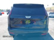 ✅ 2023 Cadillac Escalade ESV 4WD Sport Platinum • VIN: 1GYS4RKLXPR562495 • Лот: 43237943. Опубликован ранее на IAAI с пробегом 15 482 миль. Бесплатный доступ к архиву аукционных продаж из США и подробный отчёт об истории автомобиля на DreamBid. Изображение 16.